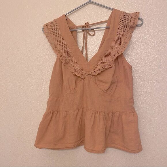 Old Navy Flutter Sleeve Crochet Lace low Tie-Back blouse Top peachy pink M - Picture 2 of 11